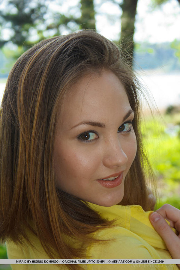 Александра, 21